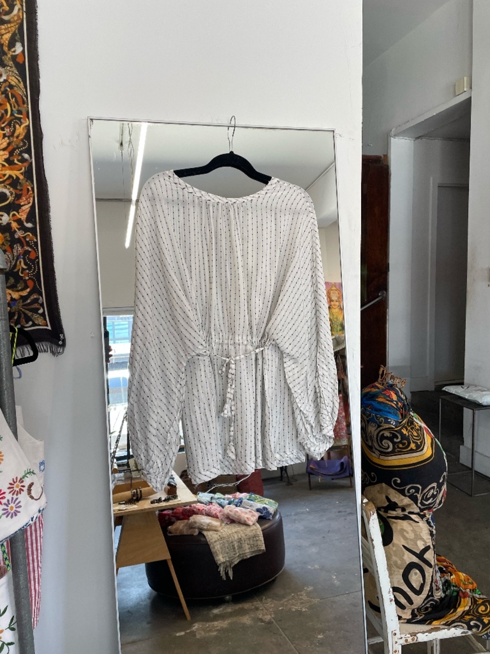 Priveh White Polka Dot Blouse